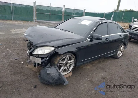 2009 Mercedes-Benz C 300 Luxury/Sport from USA, damaged, VIN WDDGF54X39R082760